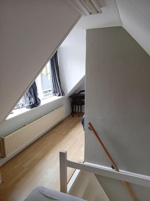 Ruim Huisje Op Een Prachtige Plek Hemrik ภายนอก รูปภาพ
