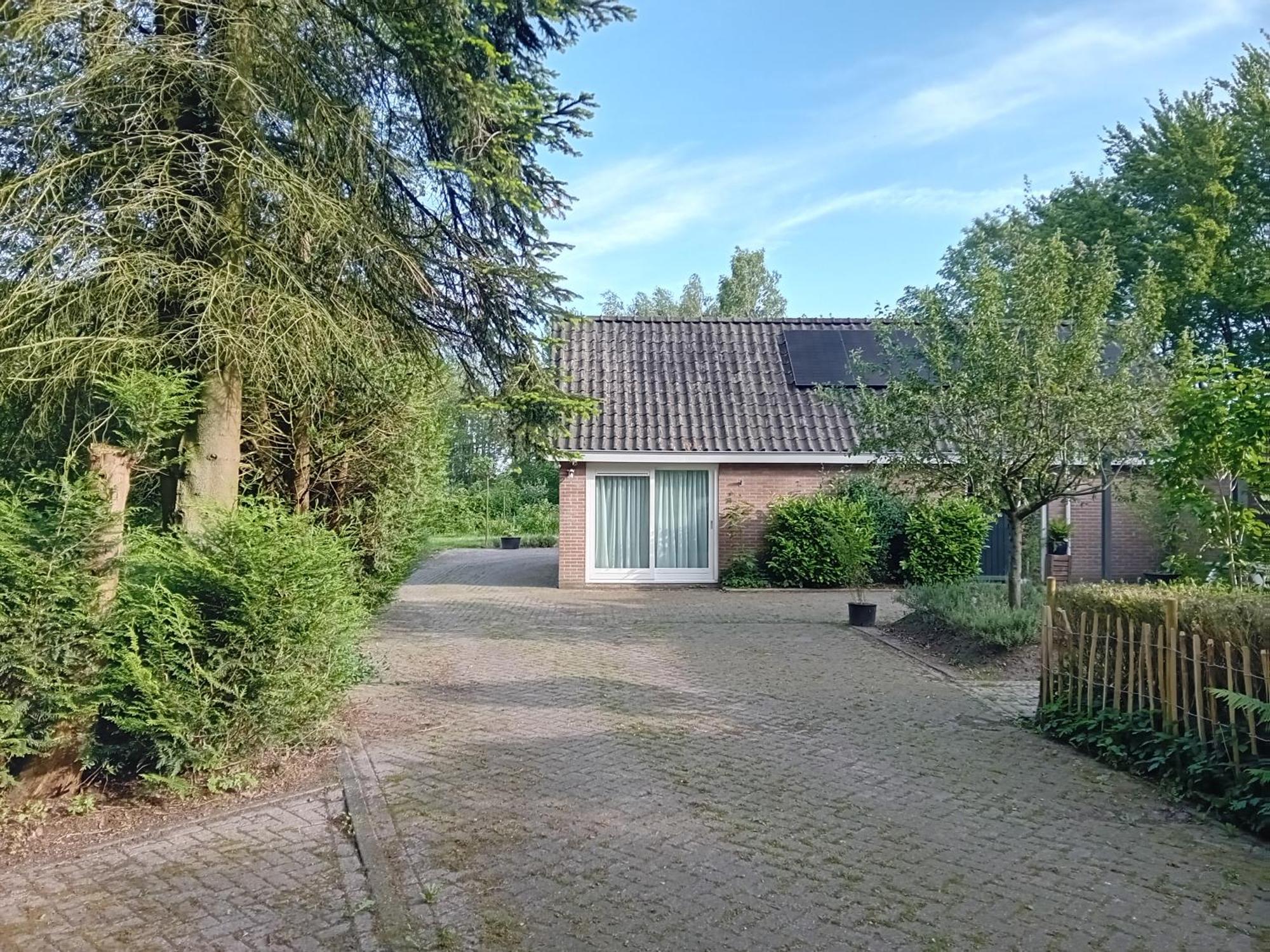 Ruim Huisje Op Een Prachtige Plek Hemrik ภายนอก รูปภาพ